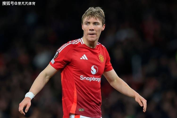 一日英超动向:曼联那不勒斯提出换人方案,阿森纳购买前锋锁定他