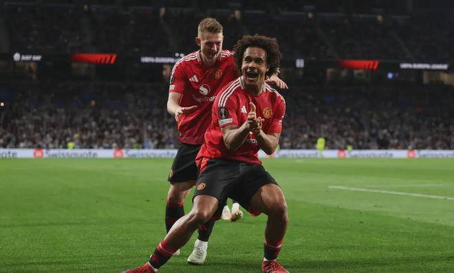 齐尔克泽面临意甲出征!曼联赌注或将获新生机会